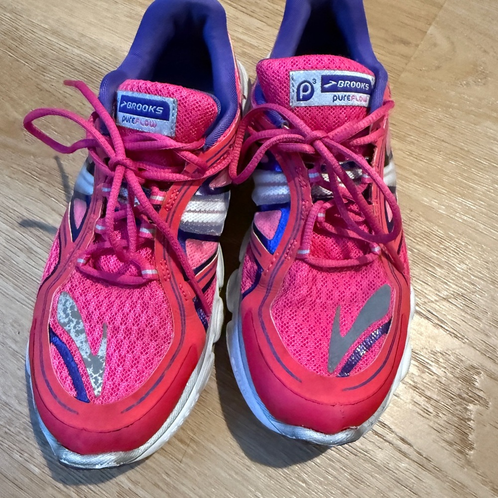Brooks Kids Pink and Purple Sneakers